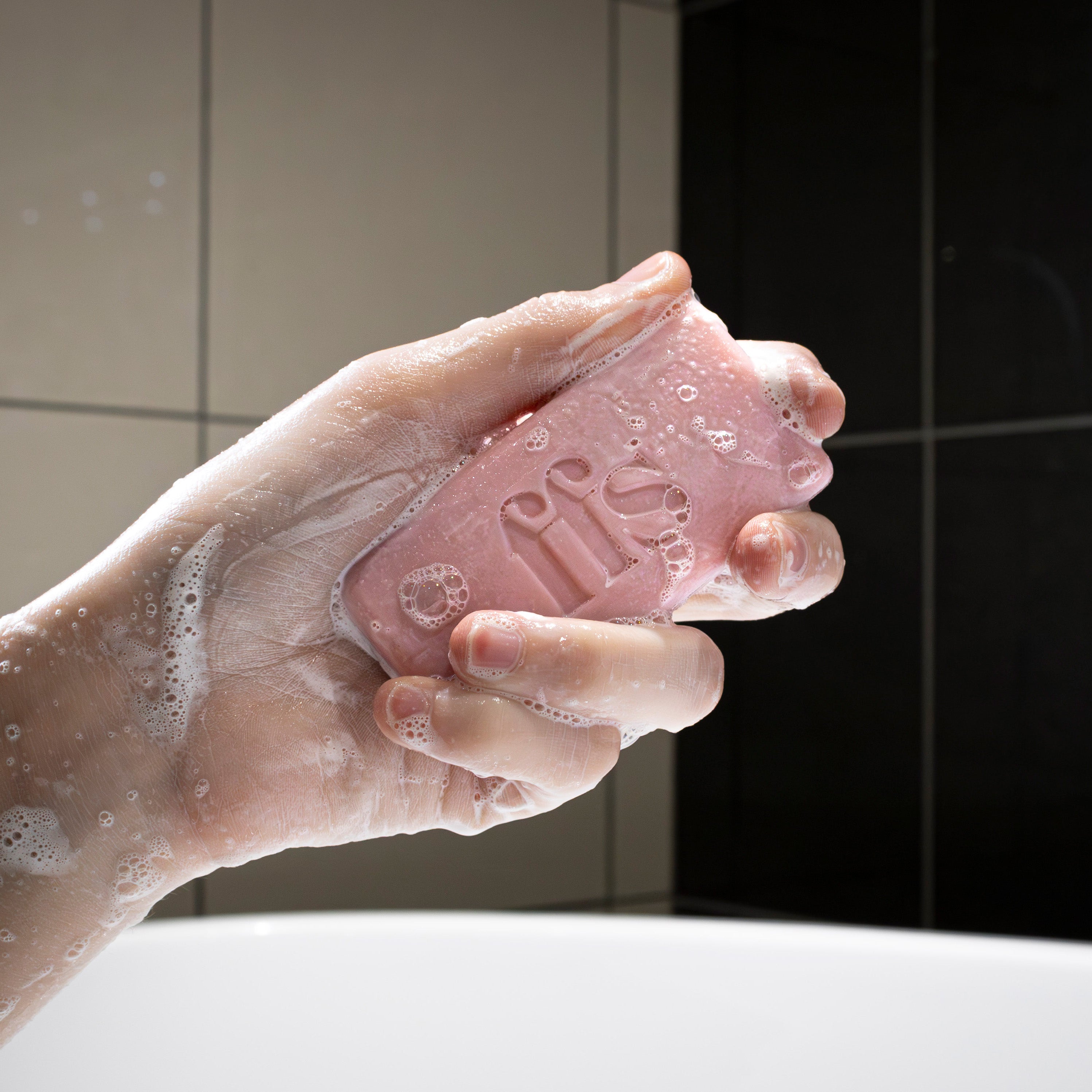 The Shower Essentials Bundle